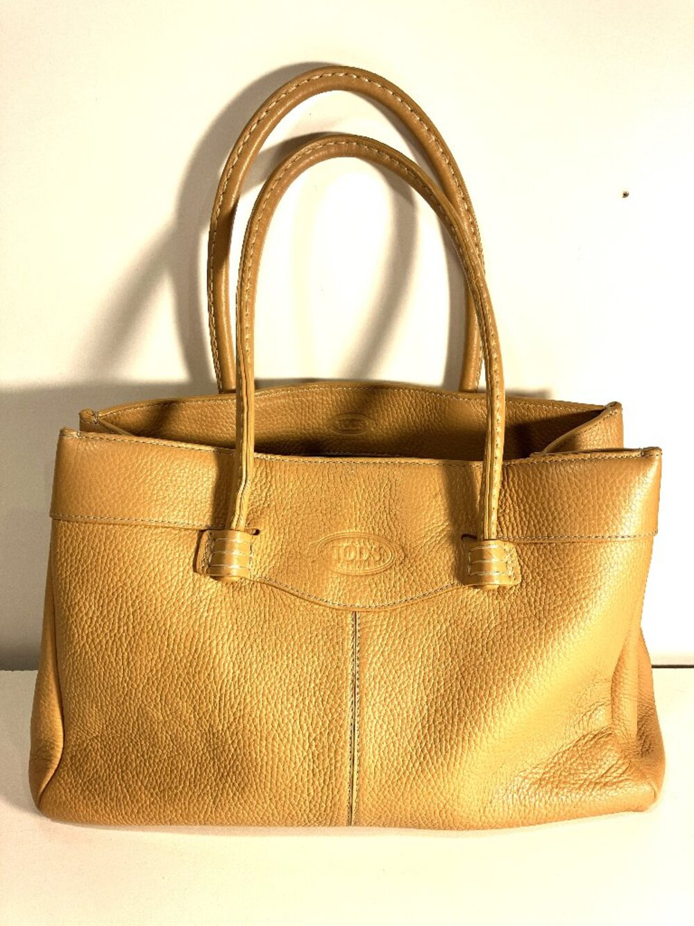 TOD'S Mocassino Leather Tote Bag. Excellent preowned. COA